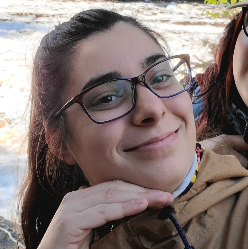 Meet your Posher, Courtney